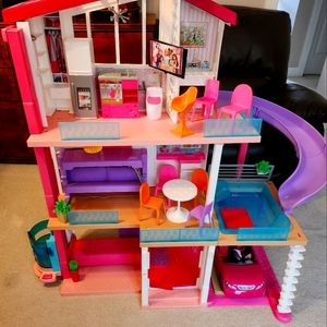 BARBIE DREAM HOUSE AND CAR